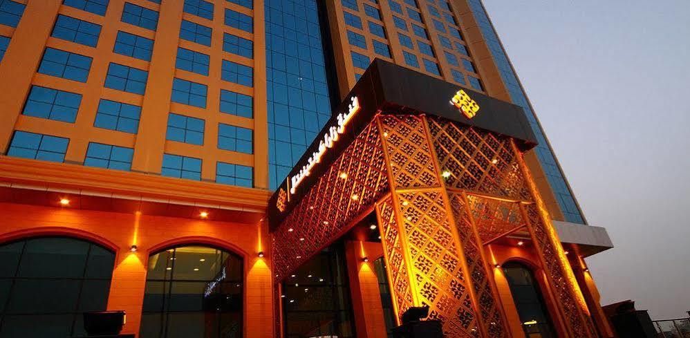 Zara Continental Hotel Эль-Хубар Экстерьер фото